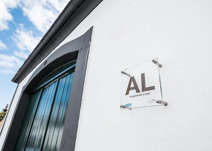 Quinta De Sao Carlos * Angra do Heroísmo